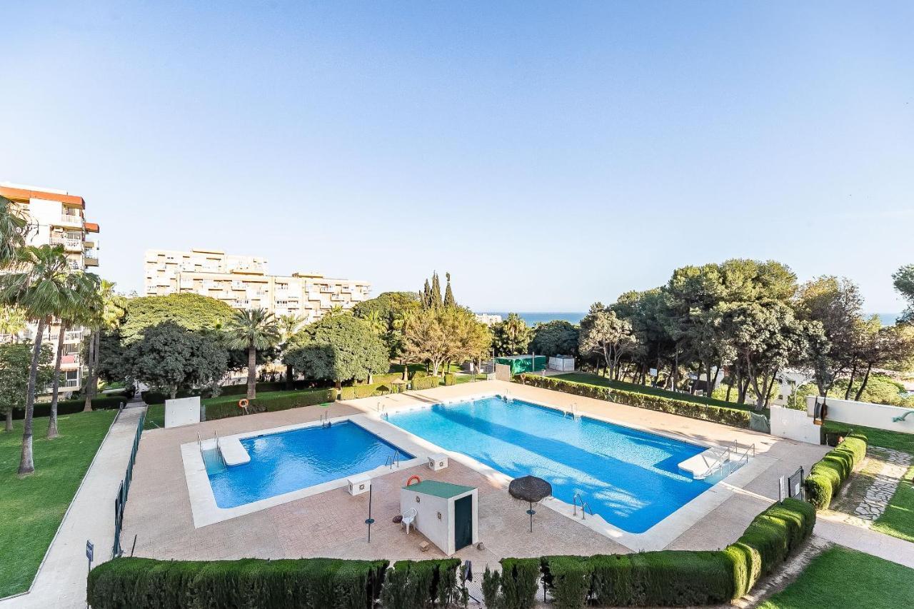 Sun Coast Benalmadena -- Superb Studio With 4 Pools, Gardens & Breakfast Εξωτερικό φωτογραφία