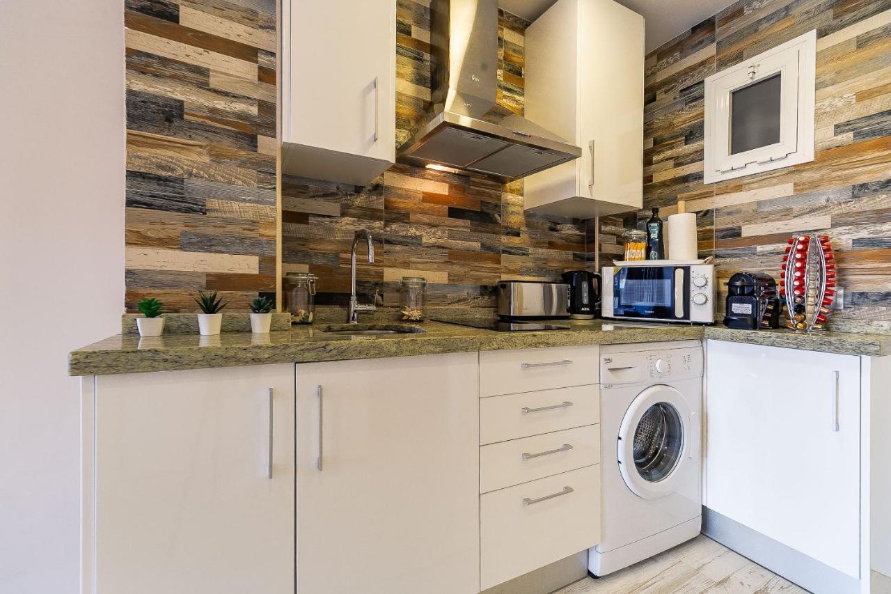 Sun Coast Benalmadena -- Superb Studio With 4 Pools, Gardens & Breakfast Εξωτερικό φωτογραφία