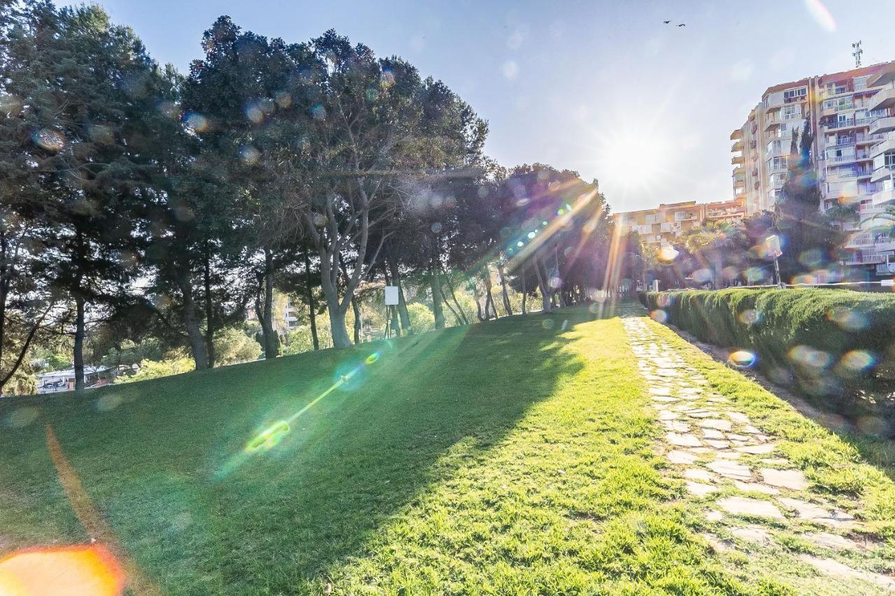Sun Coast Benalmadena -- Superb Studio With 4 Pools, Gardens & Breakfast Εξωτερικό φωτογραφία