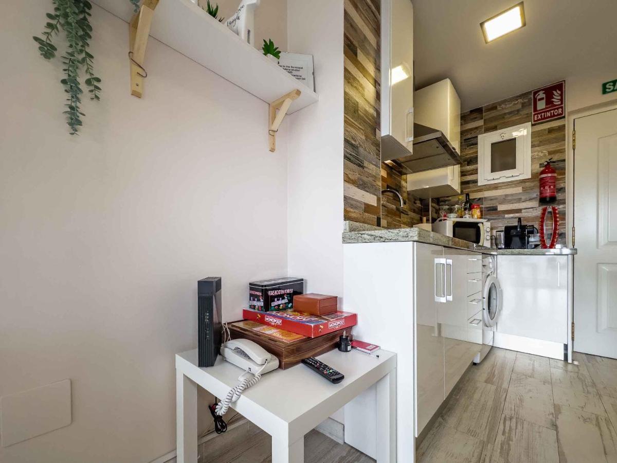 Sun Coast Benalmadena -- Superb Studio With 4 Pools, Gardens & Breakfast Εξωτερικό φωτογραφία