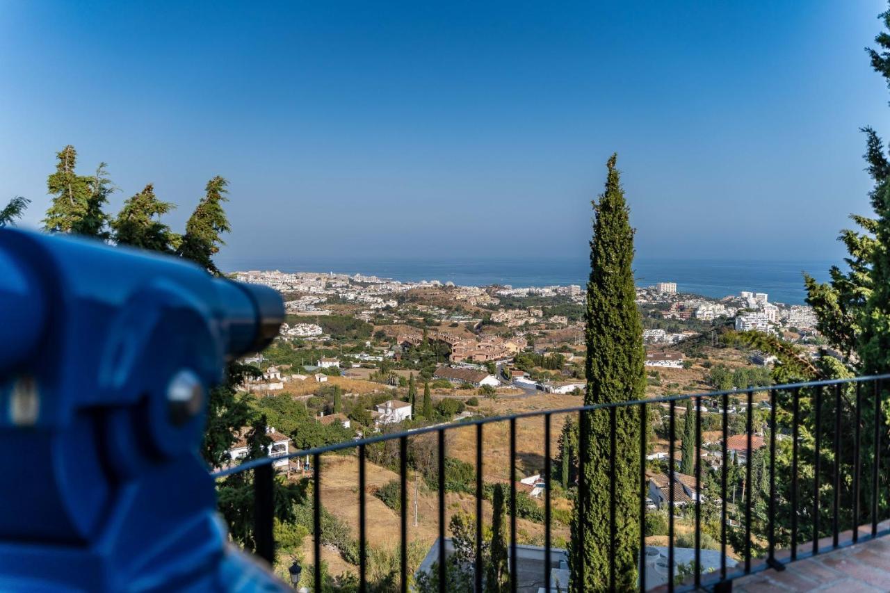 Sun Coast Benalmadena -- Superb Studio With 4 Pools, Gardens & Breakfast Εξωτερικό φωτογραφία